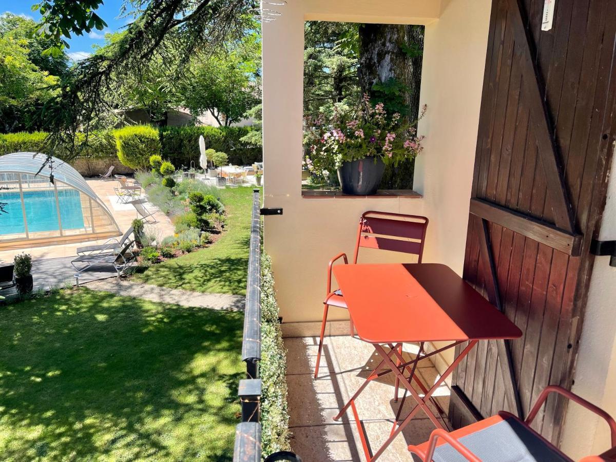 Gites Du Caylar - Chambres Et Appartments Le Caylar Dış mekan fotoğraf