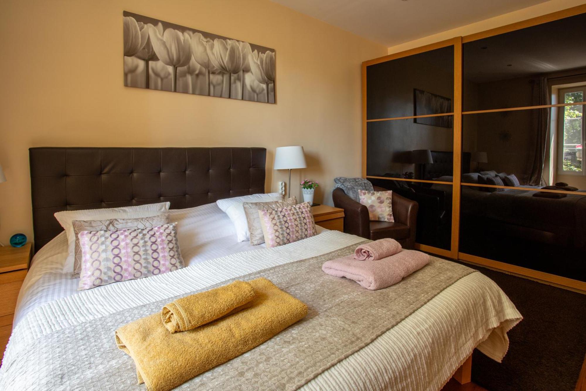 Gites Du Caylar - Chambres Et Appartments Le Caylar Dış mekan fotoğraf