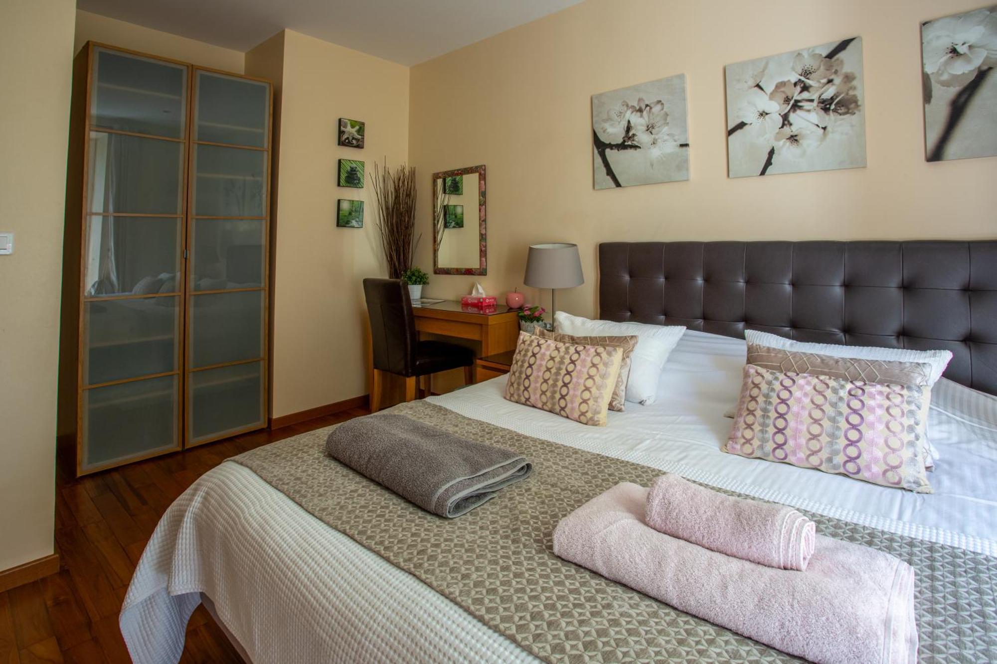 Gites Du Caylar - Chambres Et Appartments Le Caylar Dış mekan fotoğraf