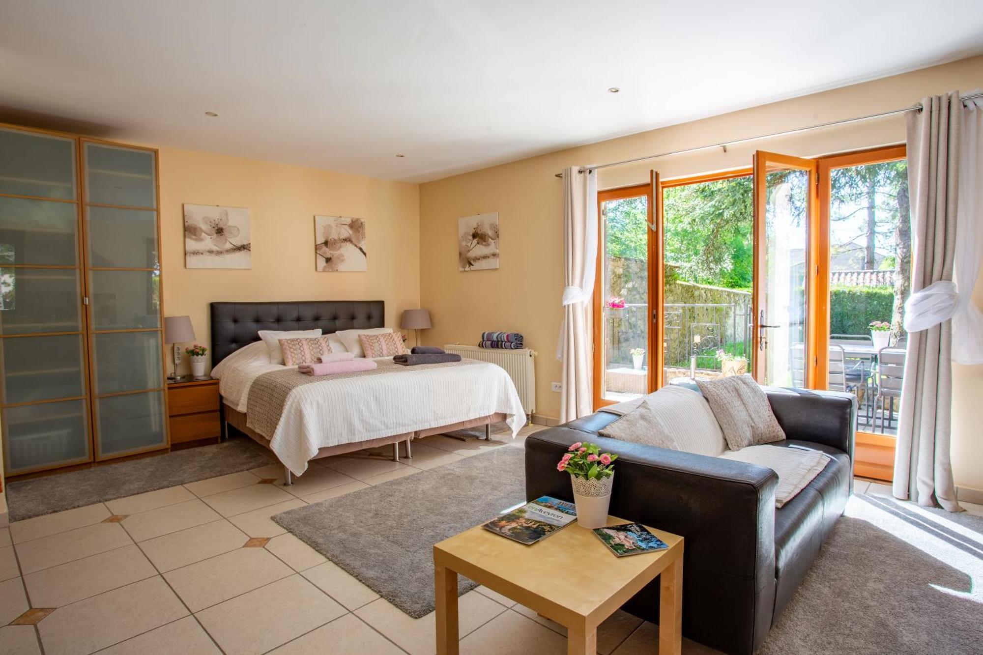 Gites Du Caylar - Chambres Et Appartments Le Caylar Dış mekan fotoğraf