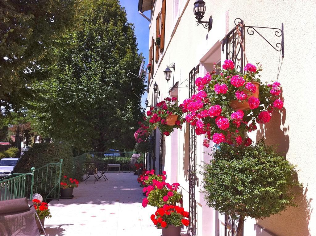 Gites Du Caylar - Chambres Et Appartments Le Caylar Dış mekan fotoğraf