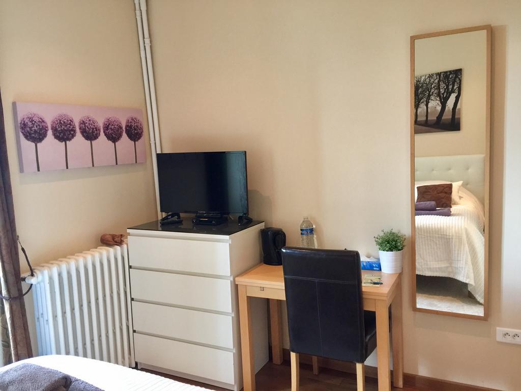 Gites Du Caylar - Chambres Et Appartments Le Caylar Dış mekan fotoğraf